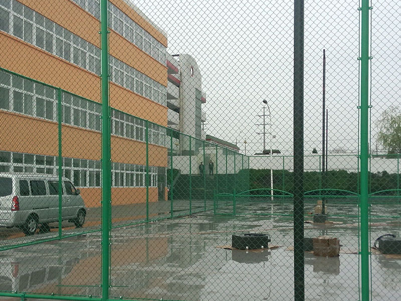 操场體(tǐ)育围栏